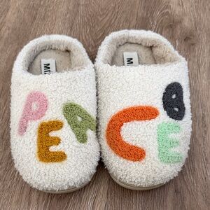 MIA Kids Slippers with Colorful Peace Design